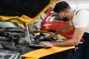 Vehicle Inspection Checklist With Auto Repair Computer Software